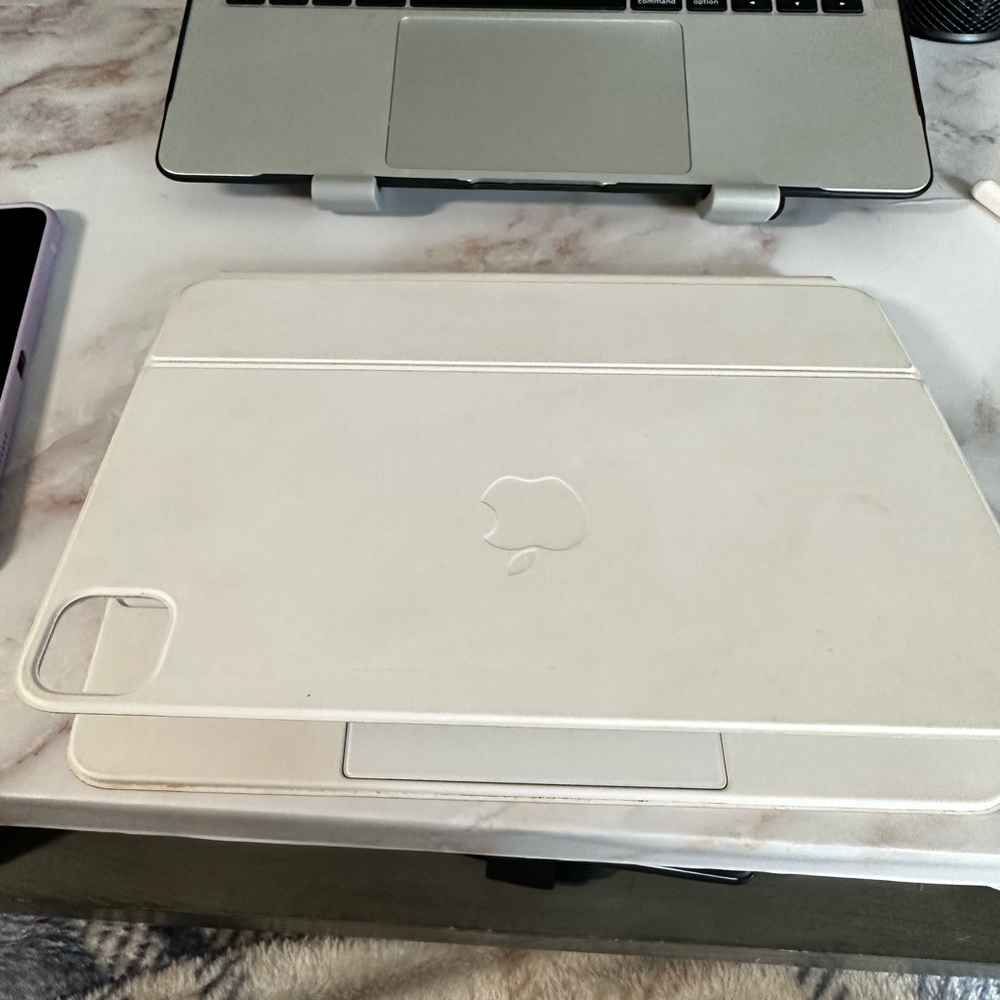 11 inch Apple Magic Keyboard